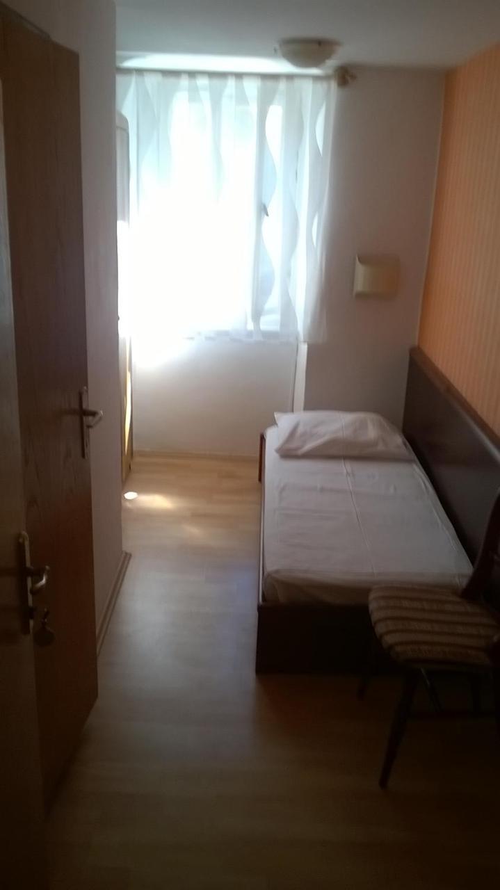 Villa Mozart Veli Losinj Luaran gambar